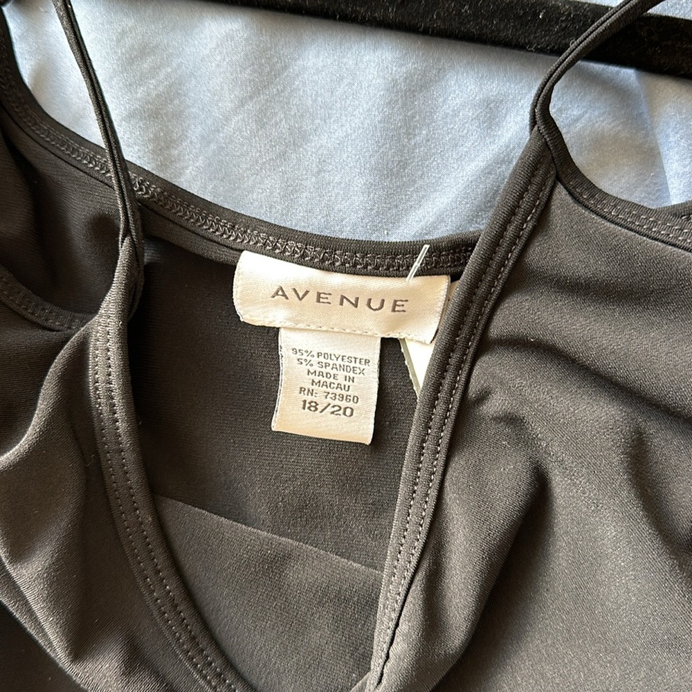 Avenue Upscale Basic Black Polyester Cami Size 18… - image 5